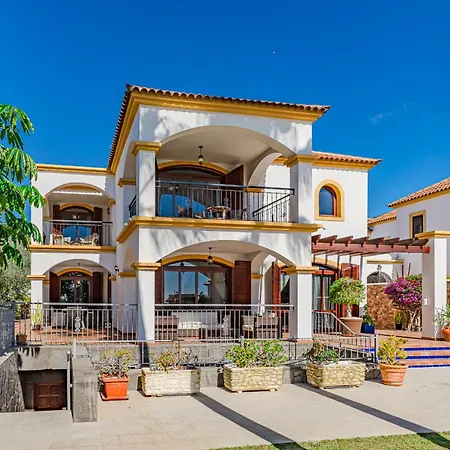 Juliet וילה אדחה