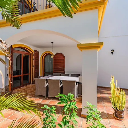 Juliet Costa Adeje (Tenerife)