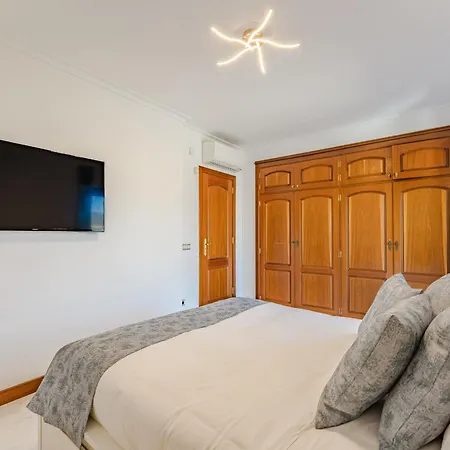 Juliet Costa Adeje (Tenerife)