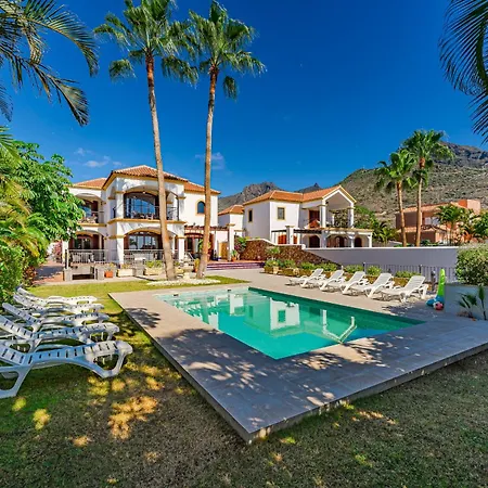 Juliet * Costa Adeje (Tenerife)