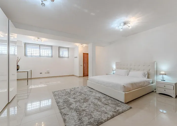 Juliet Villa Costa Adeje (Tenerife)